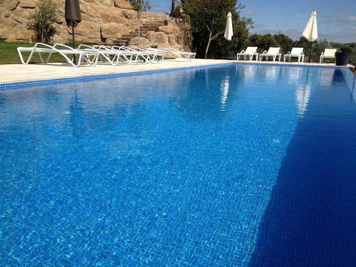 Chalet para 29 personas, con Balcón y Jacuzzi además de Terraza y Jardín en Alto Urgel - 2