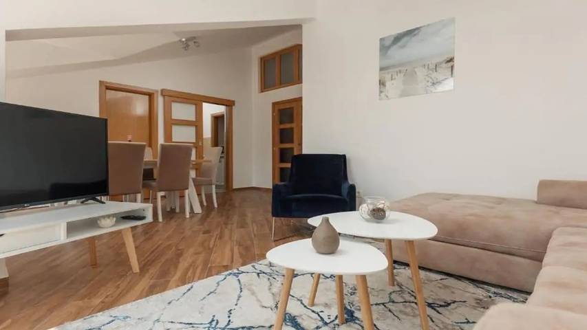 Ferienwohnung für 7 Personen, mit Balkon in Budva - 3