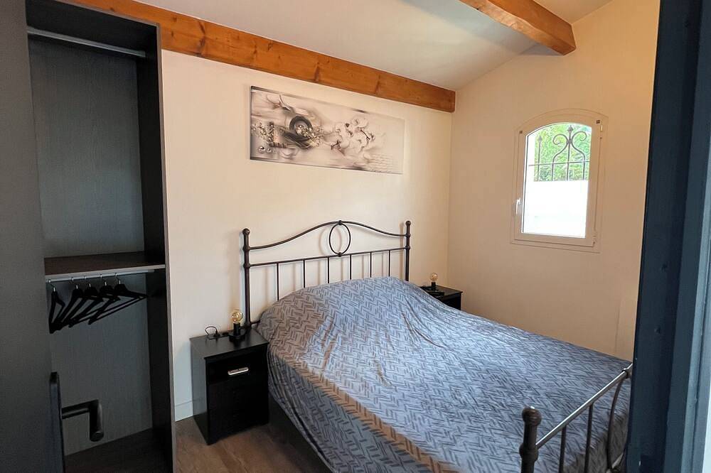 Small house Carros les plans in Carros, Cannes region