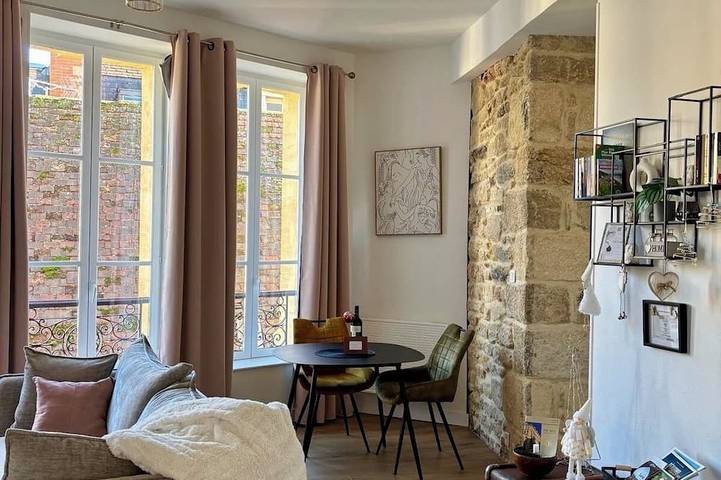 Gîte pour 2 personnes dans Office De Tourisme De Sarlat Perigord Noir