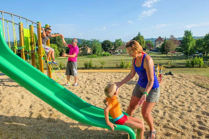 Villa pour 4 personnes, avec sauna ainsi que terrasse et piscine, animaux acceptés en Dordogne - 3
