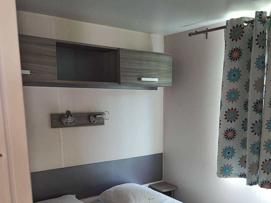 Sun & Sea sur Camping Le Bosc - Mobile home 6 persons - Irm or Trigano 3 bedrooms - Air conditioning + Tv 4/6 pers. in Saint-Cyprien, Mediterranean Coast (France)