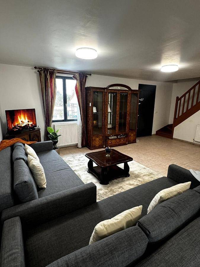 Appartement entier, Maison familiale Vintage à Meaux in Meaux, Seine-et-Marne