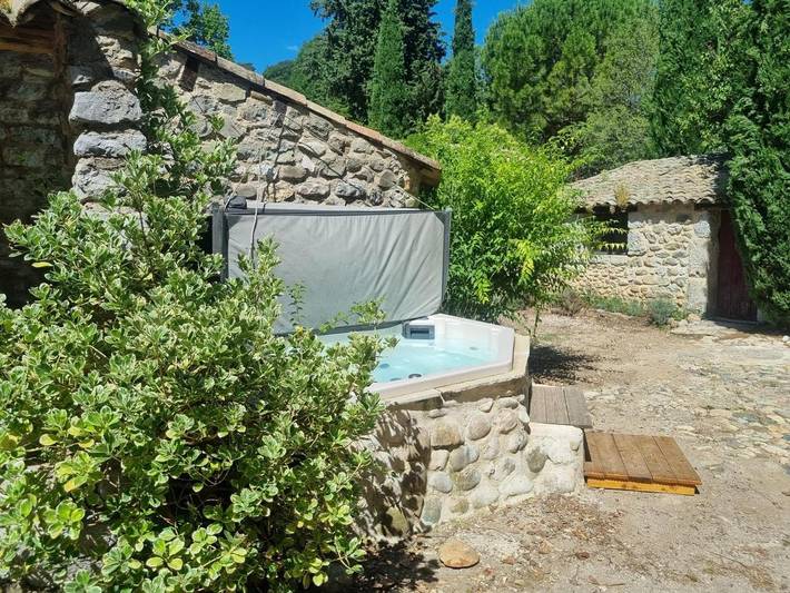 Location de vacances pour 13 personnes, avec jardin et jacuzzi à Sisteron - 4
