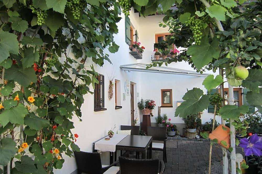 Doppelzimmer - Gästehaus Christel Unruh in Oberammergau, Bavarian Alps