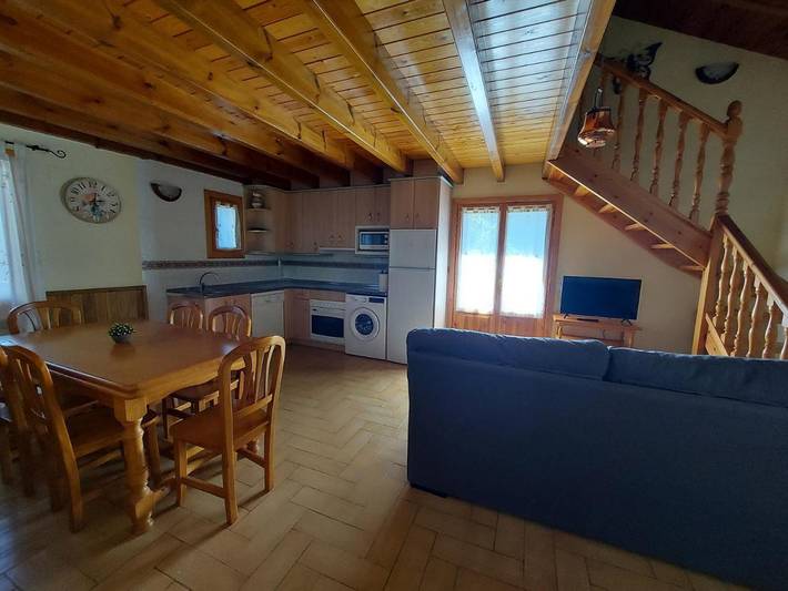 Casa rural para 6 personas, con vistas y jardín en Fiscal - 3