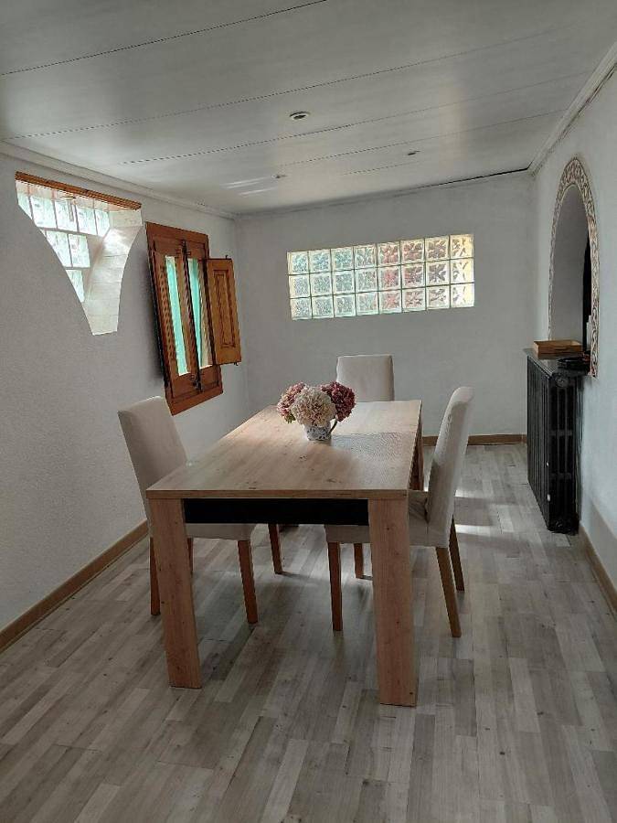 Casa rural para 3 personas, con Terraza y Piscina en Cassá de la Selva - 3