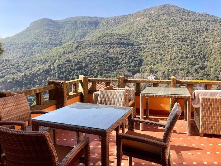 Gîte pour 4 personnes, avec sauna et terrasse ainsi que jardin et jacuzzi dans el Figaró