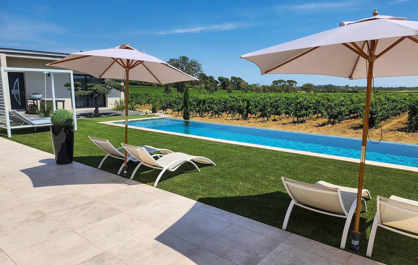 Appartement de luxe avec piscine, parking et WiFi, à 1,5 km de Servian in Servian, Côte méditerranéenne (France)