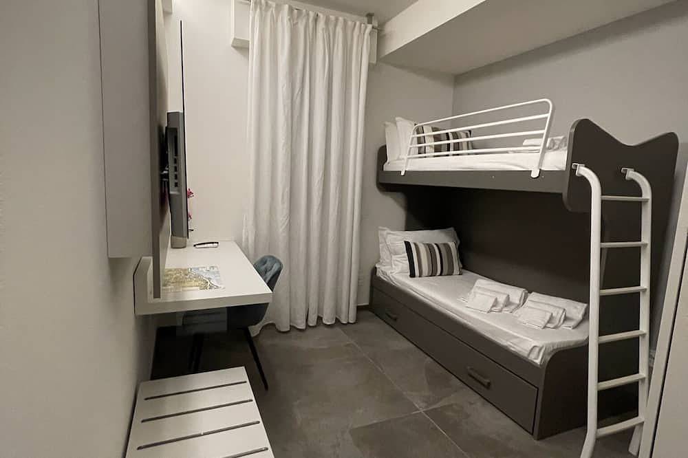 Appartement entier, Appartement au sol - Villa Elvira in Gardone Riviera, Montagnes autour du lac de Garde