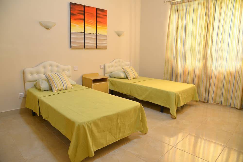 Summer Haven mit atemberaubender Aussicht und privatem Pool in il-Mellieha, Mellieha
