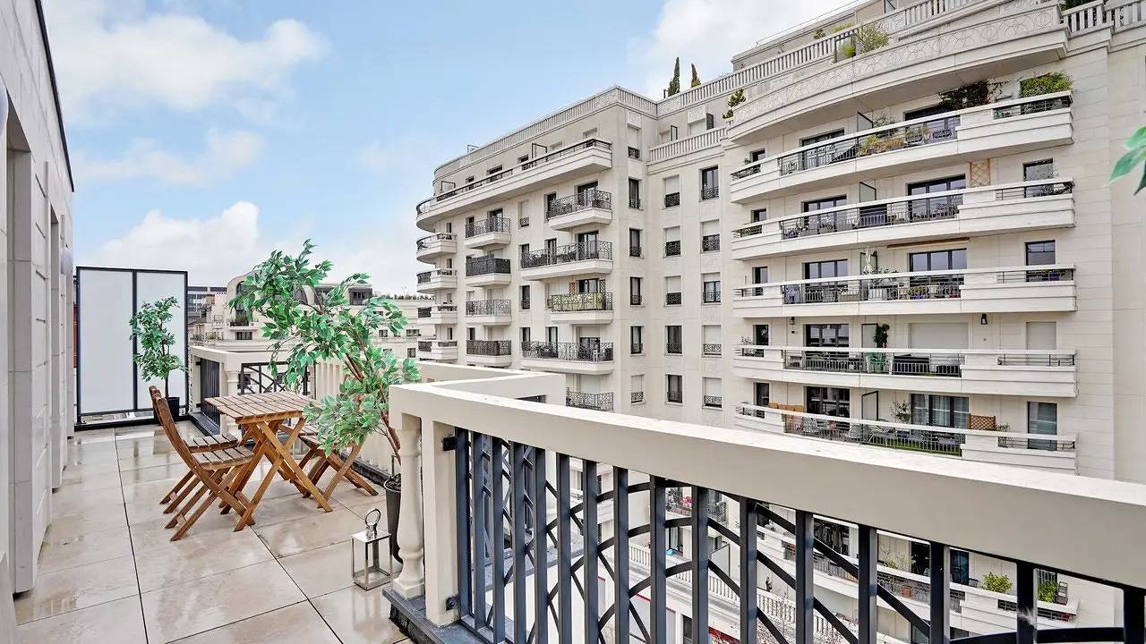 Entire holiday apartment, Ferienwohnung für 5 Personen (105 m²) in Levallois-Perret in Levallois-Perret, Hauts-de-Seine