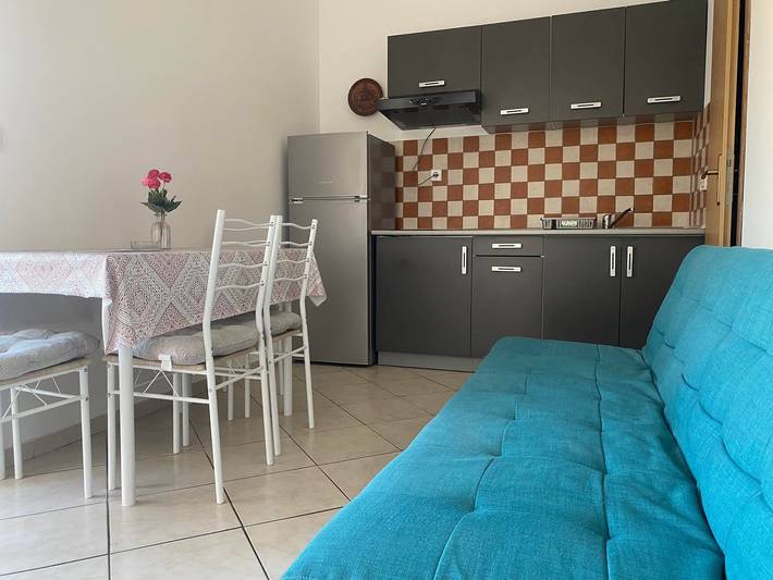 Ferienwohnung für 3 Personen, mit Balkon/Terrasse in Tisno