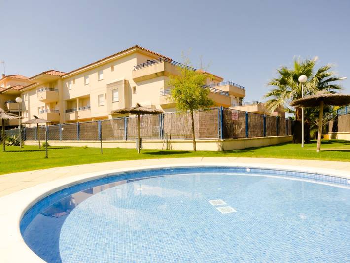 Gîte pour 4 personnes, avec terrasse ainsi que jardin et piscine, animaux acceptés à Sanlúcar de Barrameda - 2