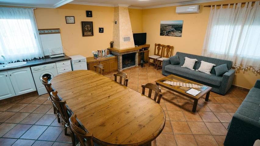 Casa de vacaciones para 10 personas, con jardín y piscina, Se admiten mascotas en Requena-Utiel - 4