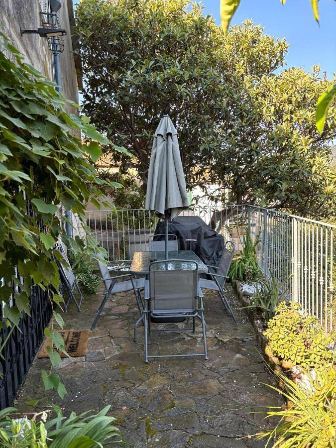 Ferienhaus für 6 Personen, mit Balkon und Terrasse sowie Garten und Ausblick in Diano San Pietro