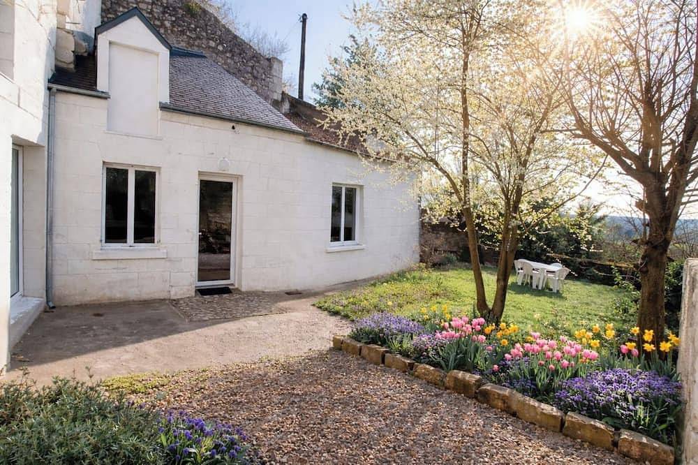Ideal house for a quiet stay close to all amenities! in Montrichard Val de Cher, Blois und Umgebung