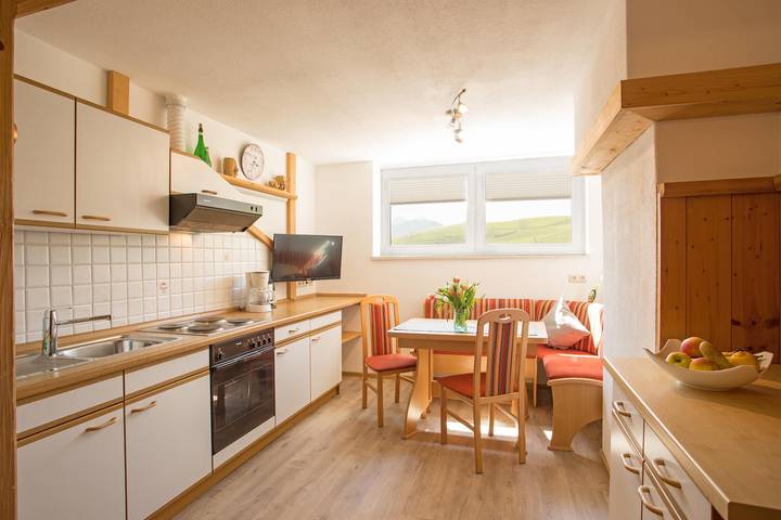 Ferienwohnung für 2 Personen, mit Balkon und Terrasse sowie Garten in Hopferau - 4