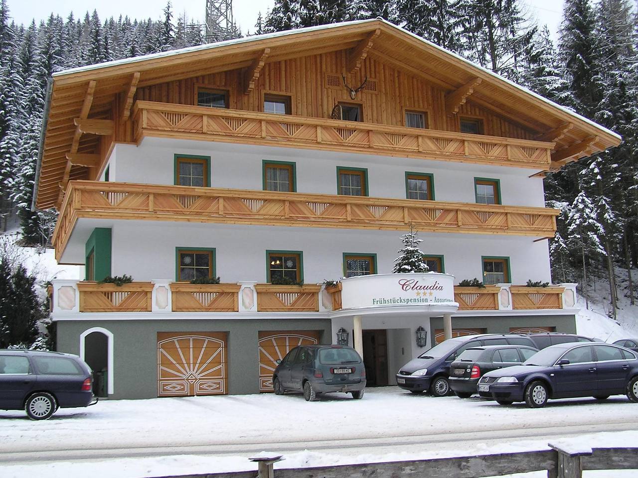 Geheel vakantieappartement, Driepersoonskamer, douche, Wc in Flachau, Ski Amadé