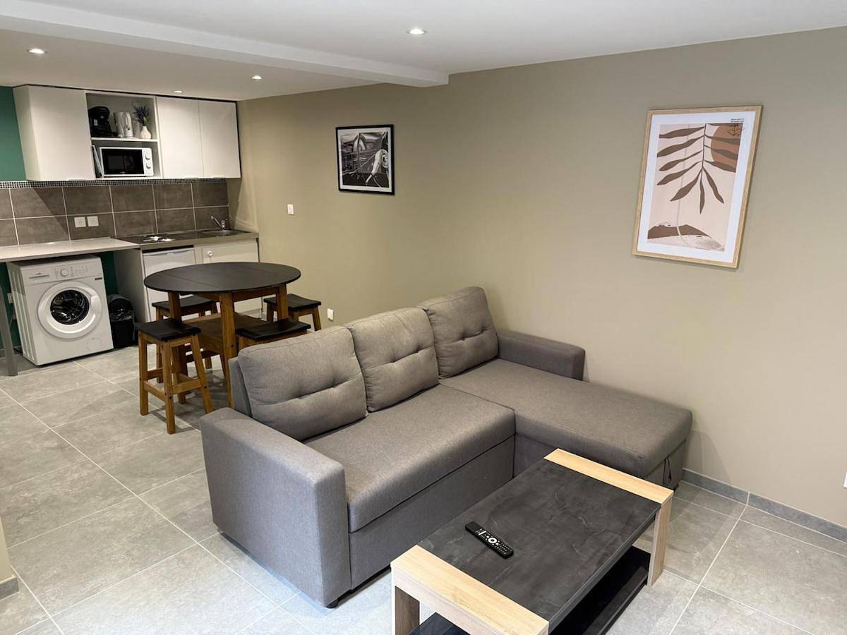 Appartement entier, Two-Bedroom Apartment in Douai, Département Nord