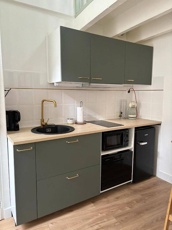 Appartement entier, One-Bedroom Apartment in Libourne, Région de Libourne