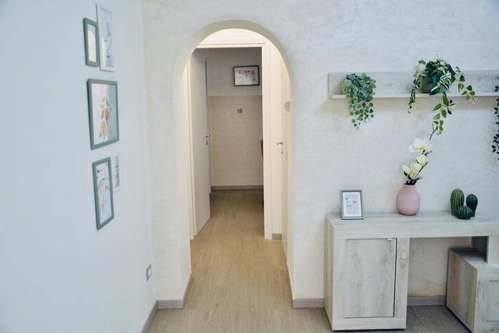 Gîte pour 5 personnes, avec vue sur le lac et jardin dans Pergusa - 3