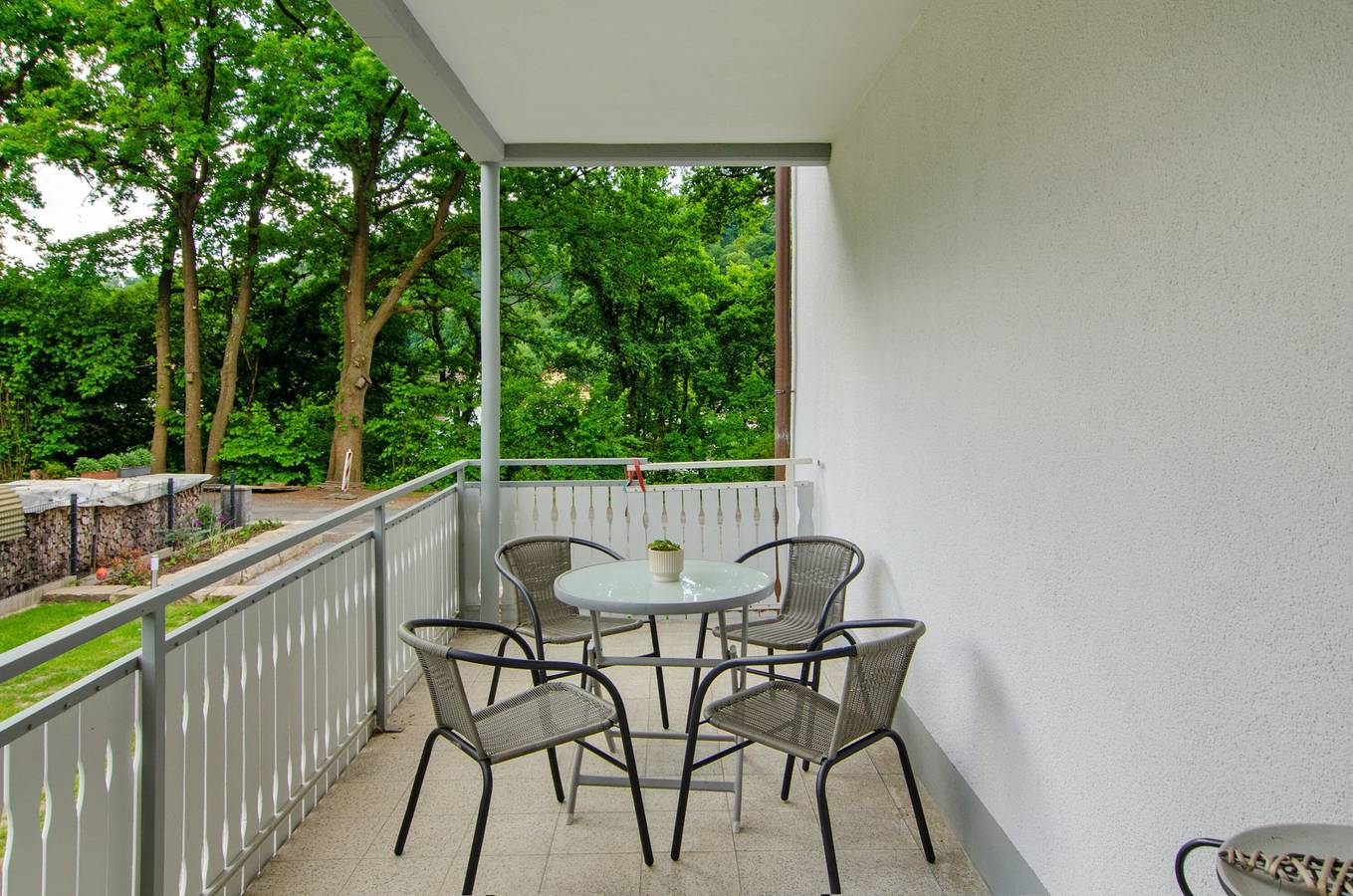 Entire apartment, Apartment '1' with Shared Terrace, Shared Garden and Wi-Fi in Bad Karlshafen, Hessisches Bergland