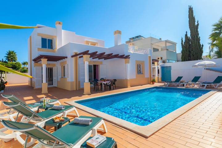Ferienhaus für 8 Personen, mit Balkon und Terrasse sowie Garten in Albufeira - 3