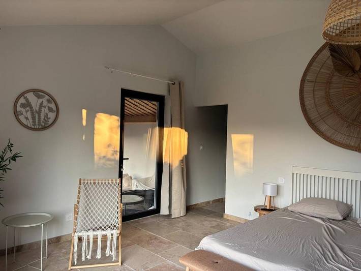 Gîte pour 3 personnes, avec vue et jardin à Roche-Saint-Secret-Béconne - 3