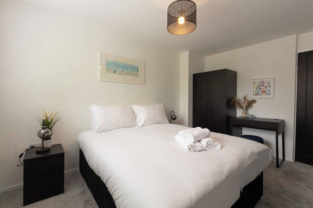 Entire apartment, Wigan Gem: Chic 1Br close to Cc in Wigan, Greater Manchester