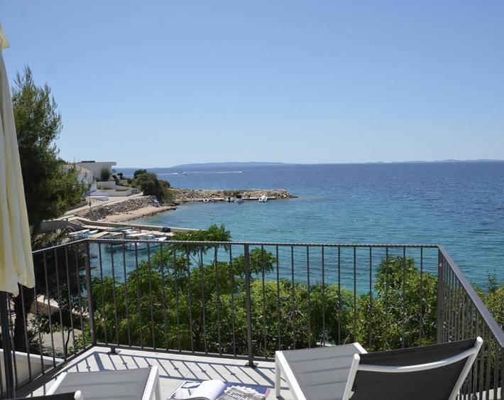 Villa voor 6 personen, met tuin en uitzicht, met huisdier in Novalja