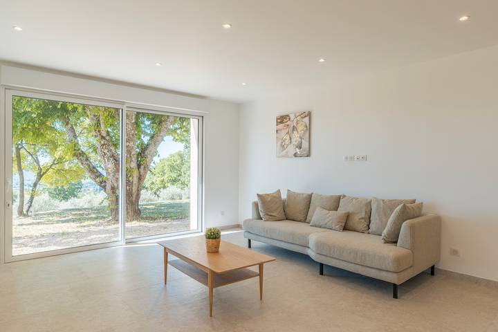 Location de vacances pour 10 personnes, avec jardin à Cucuron - 3