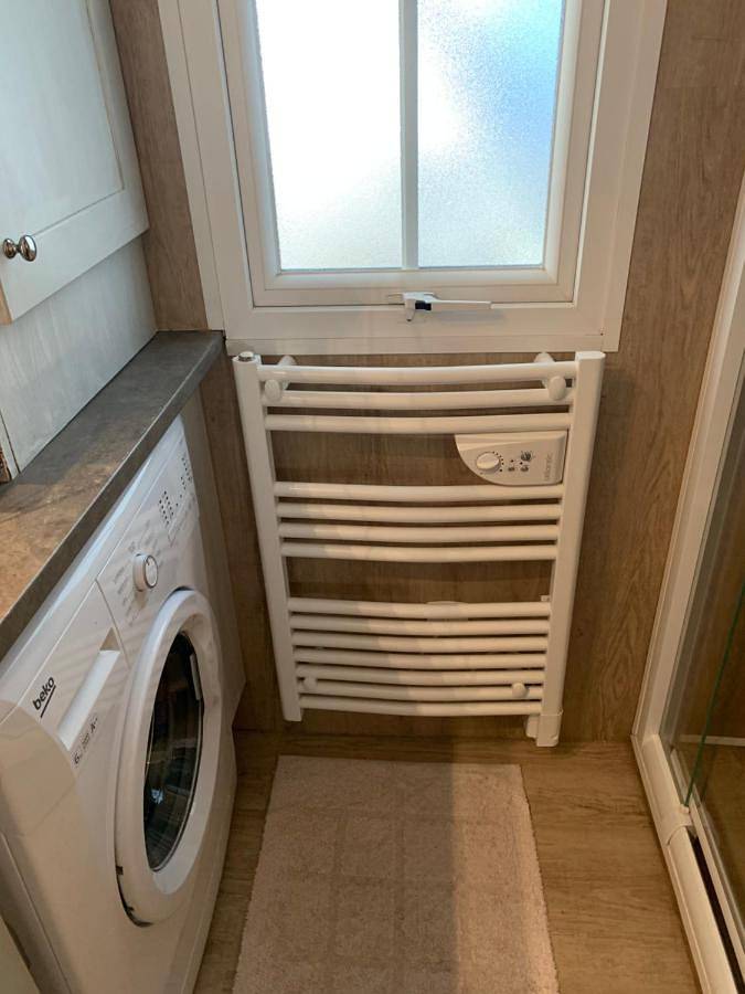 Camping pour 6 personnes, avec Terrasse et Jardin ainsi que Piscine et Vue à Ramatuelle - 4