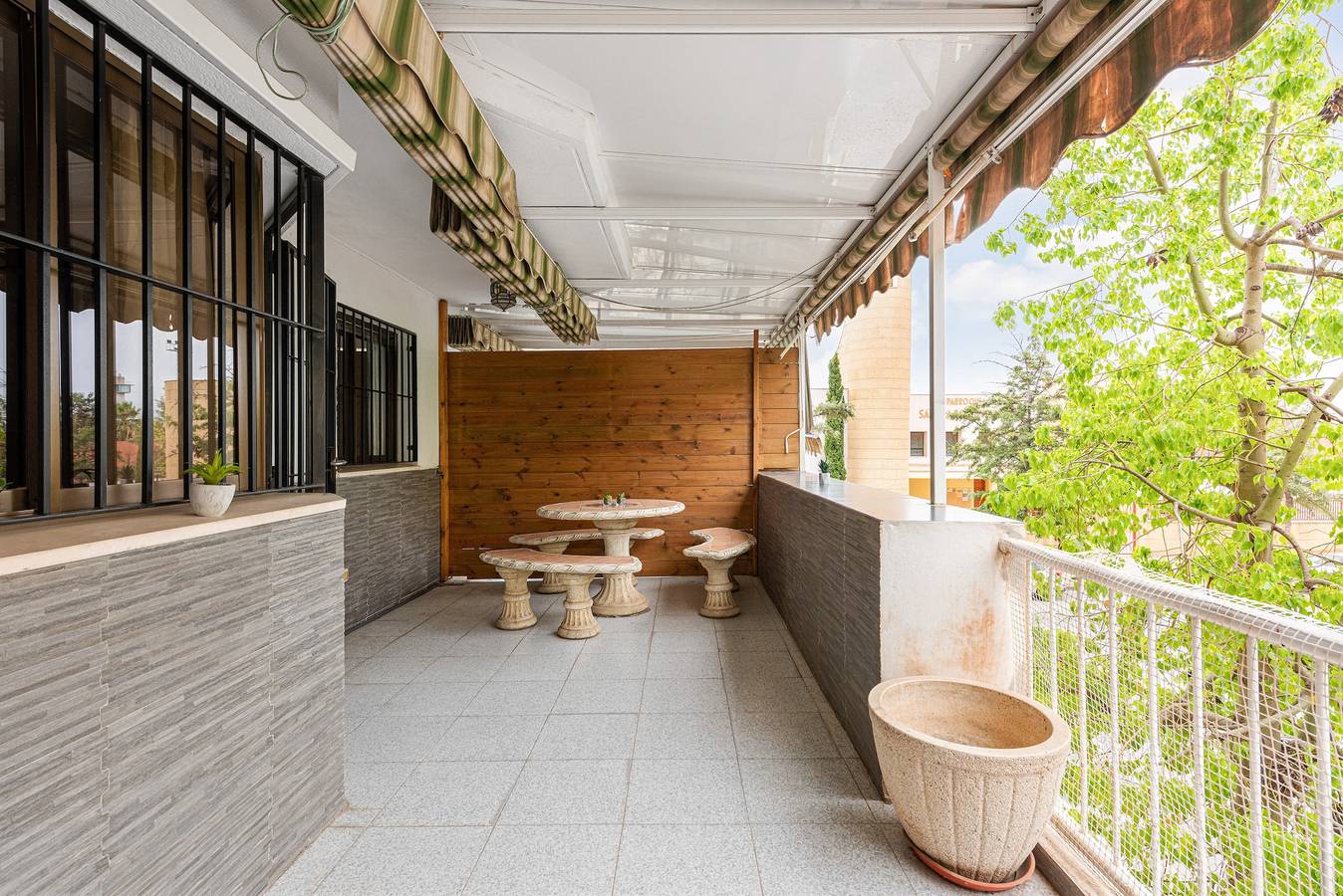 Hel lägenhet, Apartment 'Apartamento Mefistofeles' with Private Terrace, Wi-Fi and Air Conditioning in Malaga, Costa del Sol