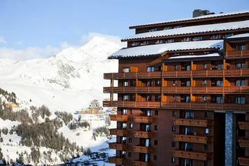 Gîte pour 8 personnes, avec sauna et terrasse, animaux acceptés dans Plagne 1800