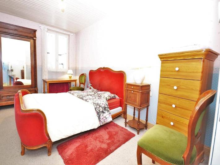 Location de vacances pour 8 personnes, avec piscine ainsi que terrasse et jardin à Alixan - 3