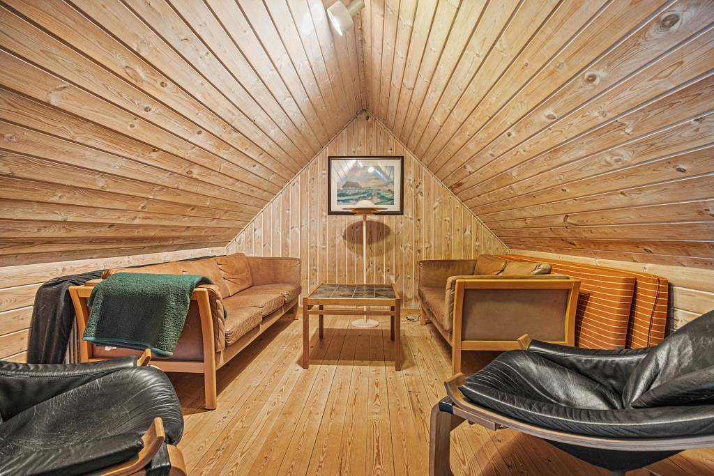 Reetgedecktes Ferienhaus mit Sauna auf großem Naturgrundstück in Houstrup, Varde