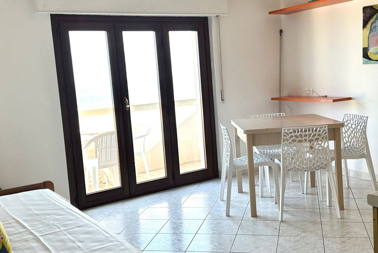 Apartamento entero, Rs323 - Marcelli, two-room apartment facing the sea with beach included in Marcelli, Riviera del Conero