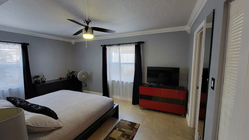 Vacation apartment for 4 people, with pool and hot tub as well as terrace - 1