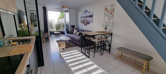 Gîte pour 4 personnes, avec terrasse à Surgères