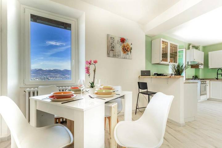 Maison d’hôte pour 5 personnes, avec jardin et vue ainsi que vue sur le lac et terrasse dans Stresa - 2