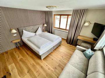 Chambre d’hôte pour 2 personnes, avec vue ainsi que jardin et sauna à Lech