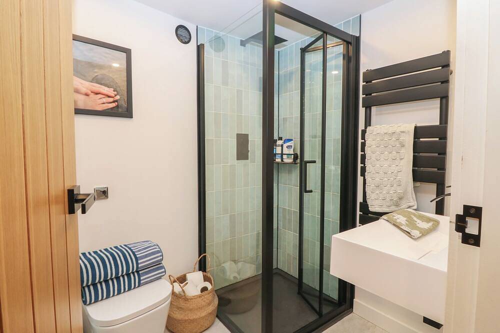 2 East Port, pet friendly, with a garden in Melrose in Melrose, Scottish Borders