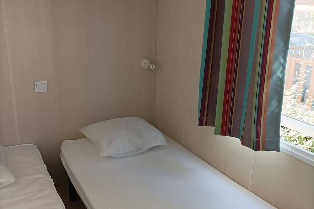 Lgmt 4 pers. tt confort, Camping familial 4* Piscine&Jeux, entre Mer & Campagne in Vic-la-Gardiole, Côte d'Améthyste