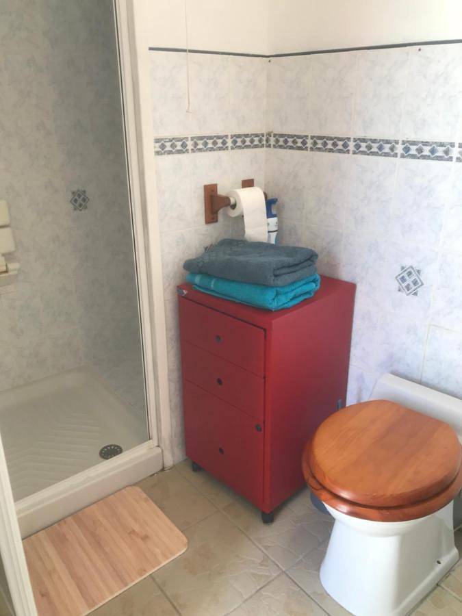 Charmante maisonnette proximité cité médiévale et bords de Rance in Léhon, Dinan
