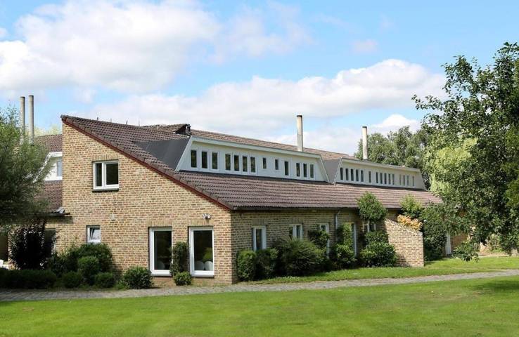 Bungalow för 15 Personer, med terass i Nederländerna