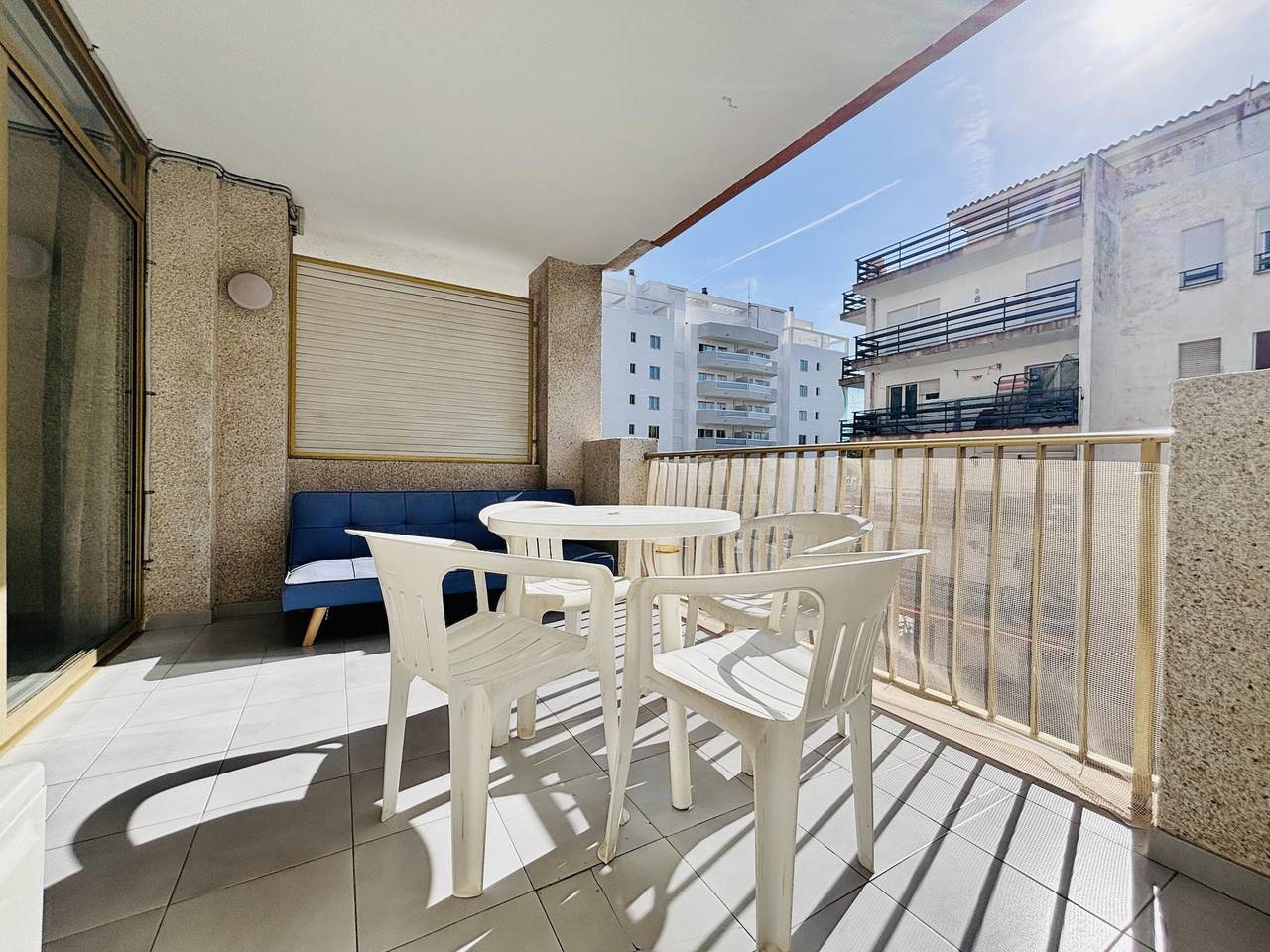 Entire holiday apartment, Flat with swimming pool in the centre of Salou in Salou, Costa Dorada