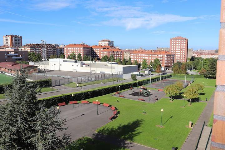 Holiday rental for 4 people, with garden in Gijón