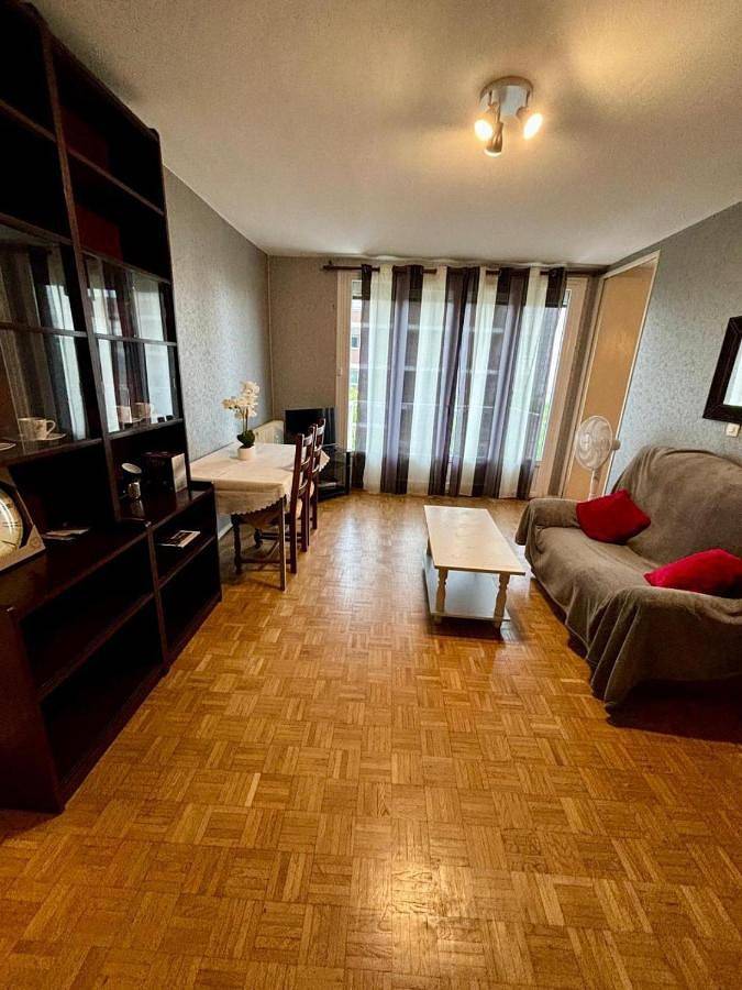 Gîte pour 4 personnes, avec balcon à Saint-Priest - 3