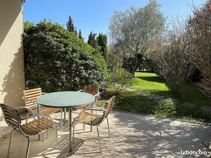 Location de vacances pour 4 personnes, avec piscine et jardin à Aiguèze - 2